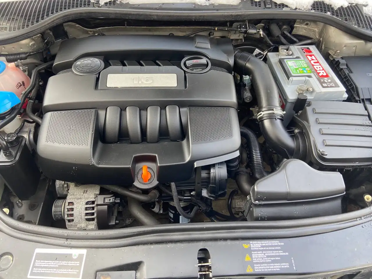 Двигатель 1.6 2010 года - Двигатели (Запчасти) в Чебоксары