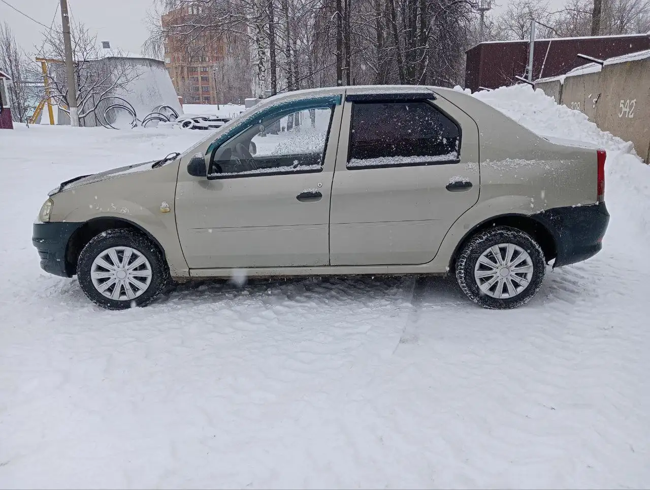 Продажа автомобиля Renault Logan 2011 года в отличном состоянии - Легковые автомобили (Авто) в Чебоксары