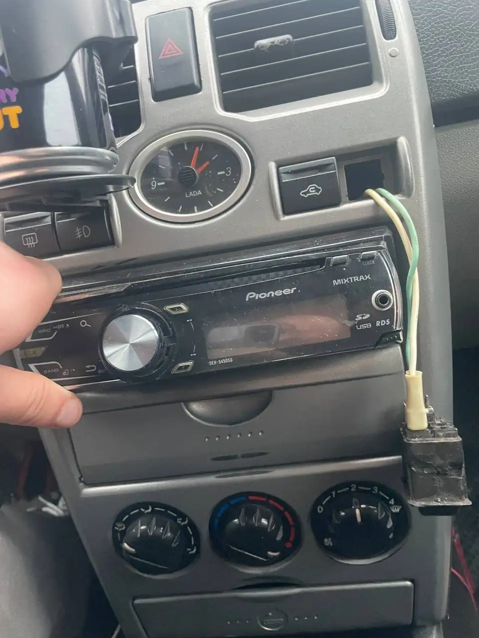 Продажа автомобиля Приора с документами и техникой - Авто в Чебоксары