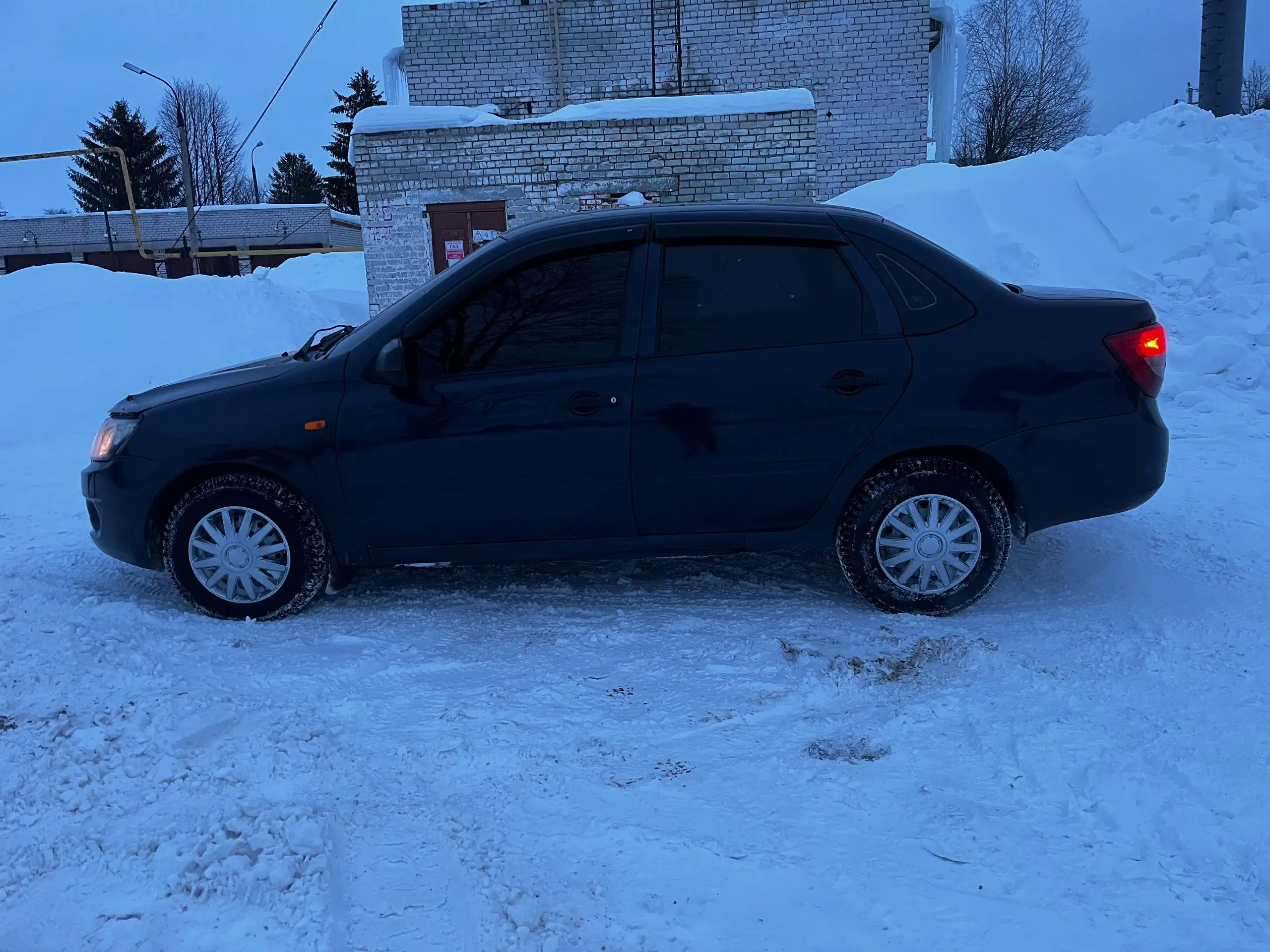 Продажа автомобиля 2012 года в отличном состоянии - Авто в Чебоксары