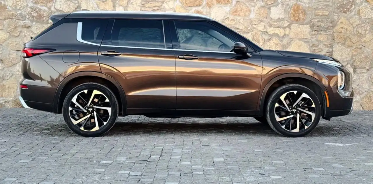 Продажа Mitsubishi Outlander 2022 года - Авто в Чебоксары