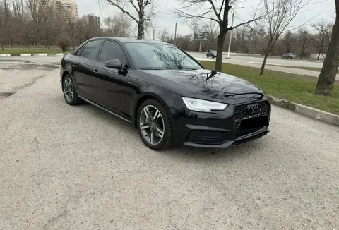 Продажа Audi A4 2016 года - Легковые автомобили в Чебоксары