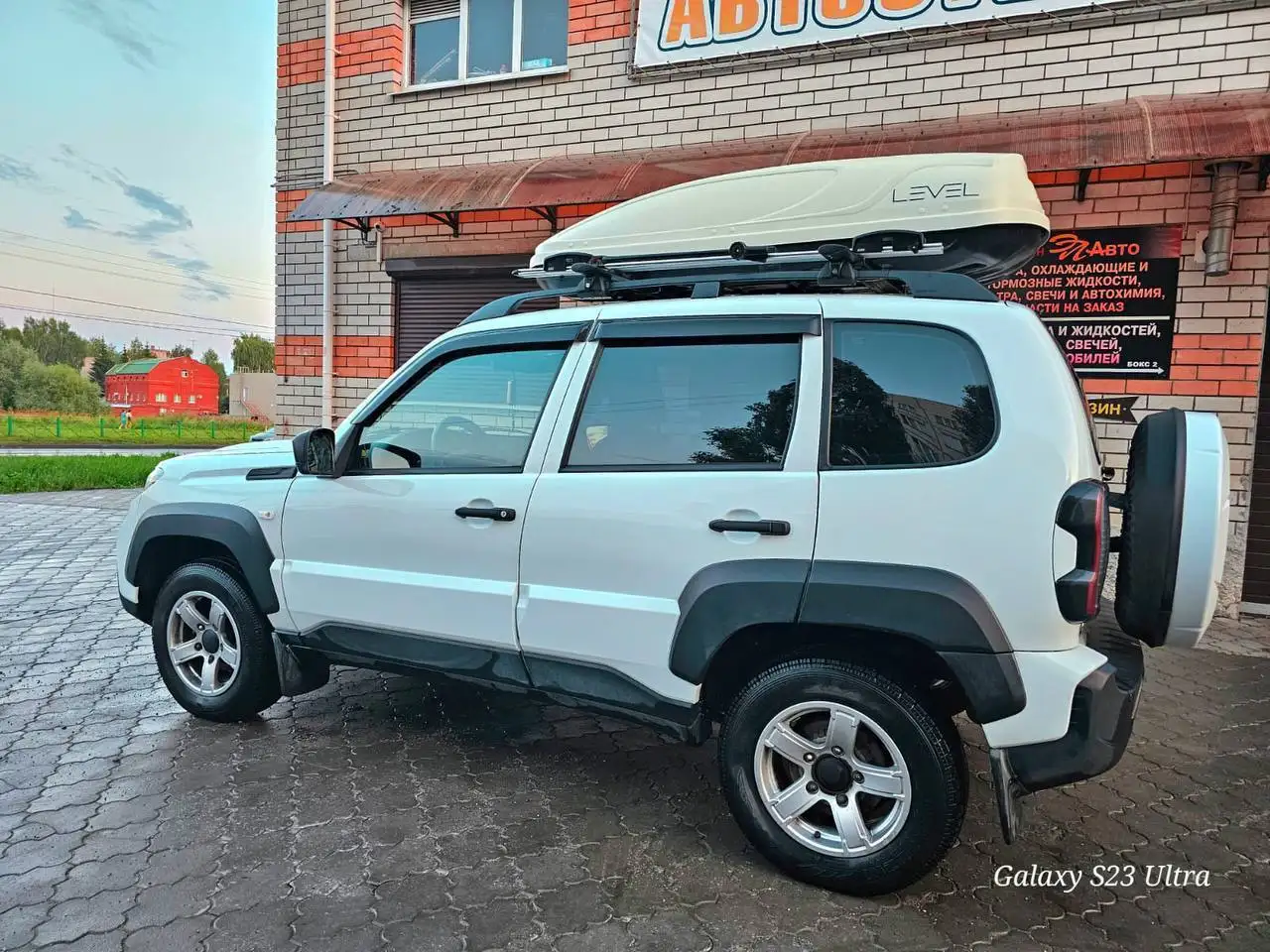 Нива Травел 2022 г. в отличном состоянии - Внедорожники/SUV (Авто) в Чебоксары