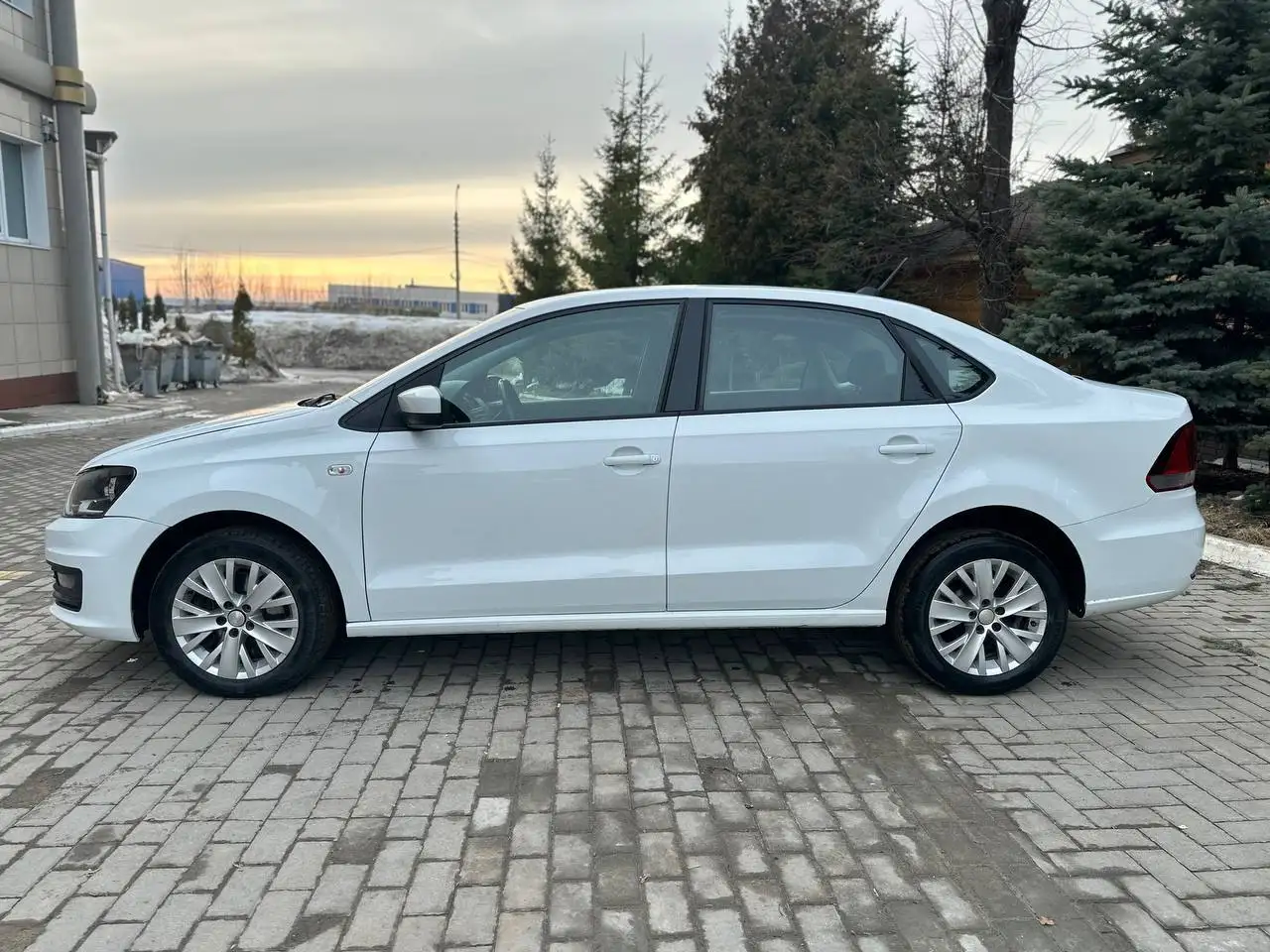 Volkswagen Polo 2017 1.6 АКПП - Легковые автомобили (Авто) в Чебоксары