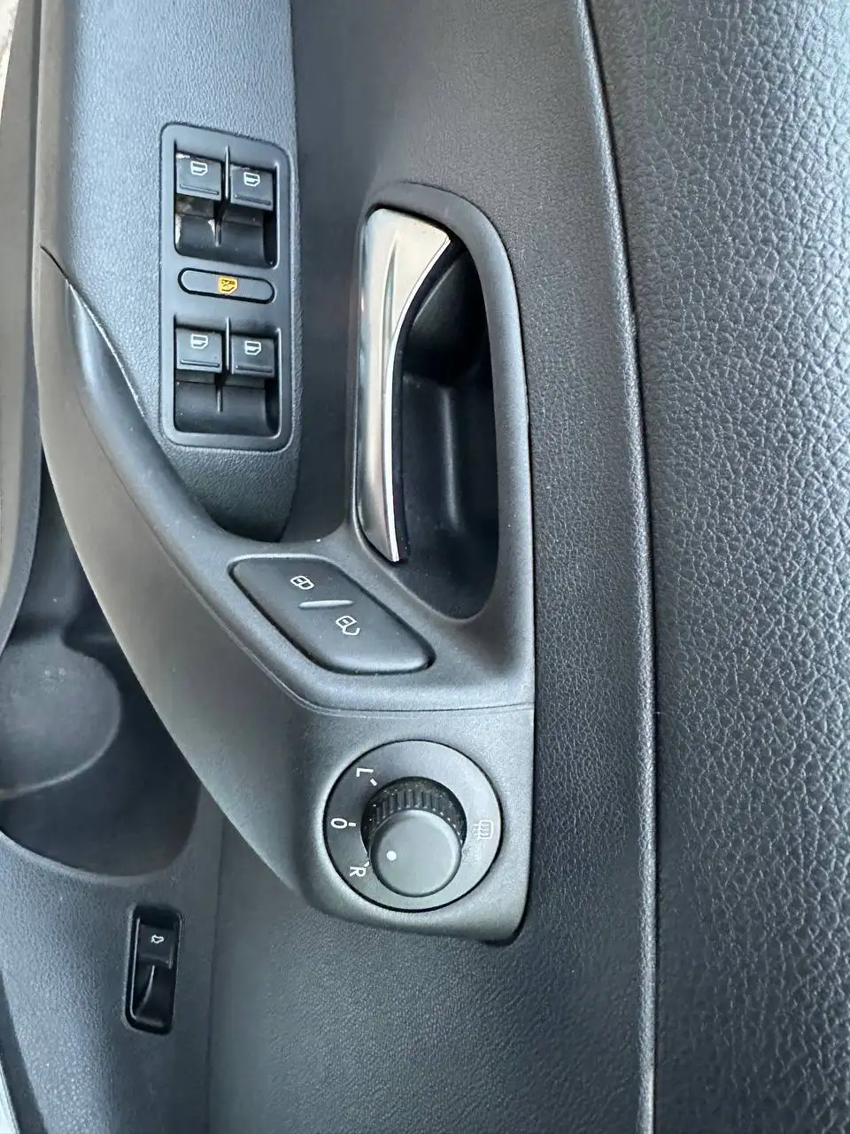 Volkswagen Polo 2017 1.6 АКПП - Легковые автомобили (Авто) в Чебоксары