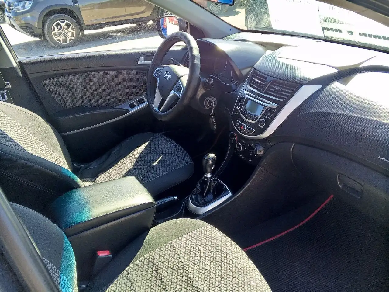 Продам Hyundai Solaris 2011 года - Авто в Чебоксары