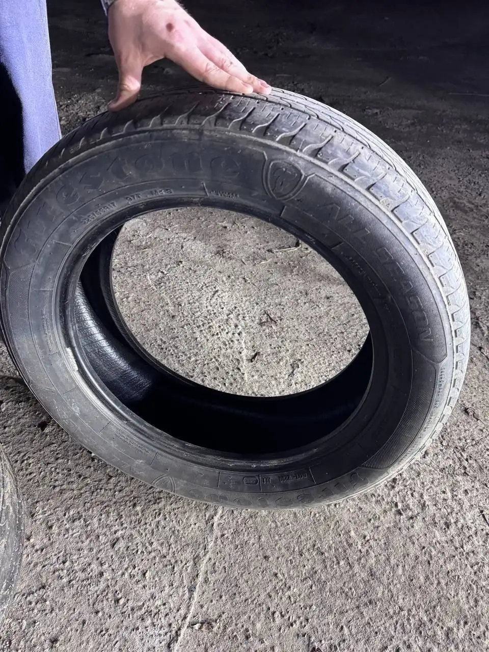 Продажа резины 225/55R17 - Шины и диски (Авто) в Неизвестно