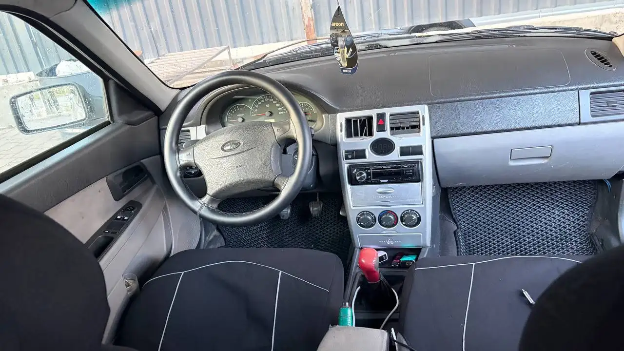 LADA Priora - Легковые автомобили (Авто) в Чебоксары