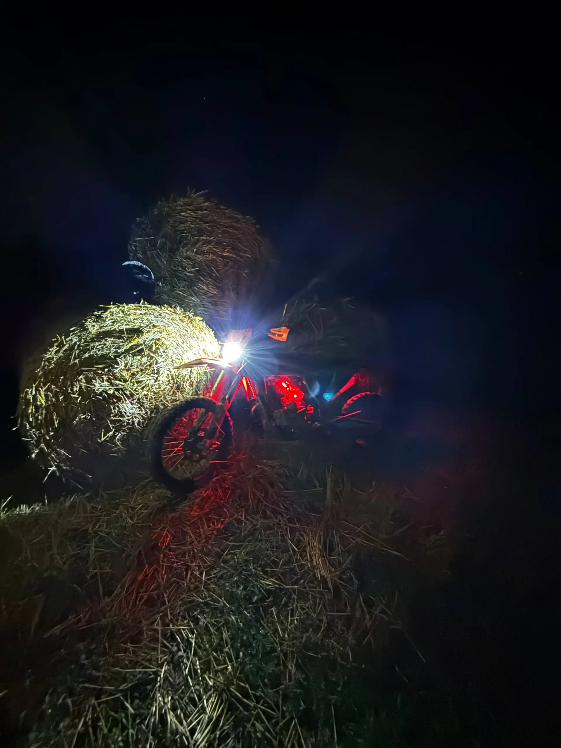 Мотоцикл 2022 года с пробегом 160 тыс. км