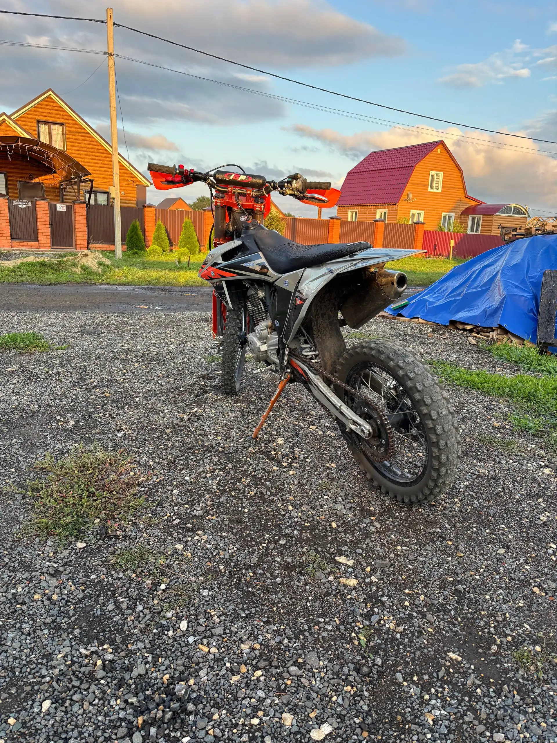 Мотоцикл 2022 года с пробегом 160 тыс. км