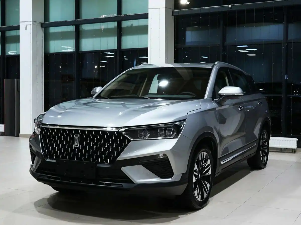 Новогодняя распродажа автомобилей BESTUNE до 31 декабря