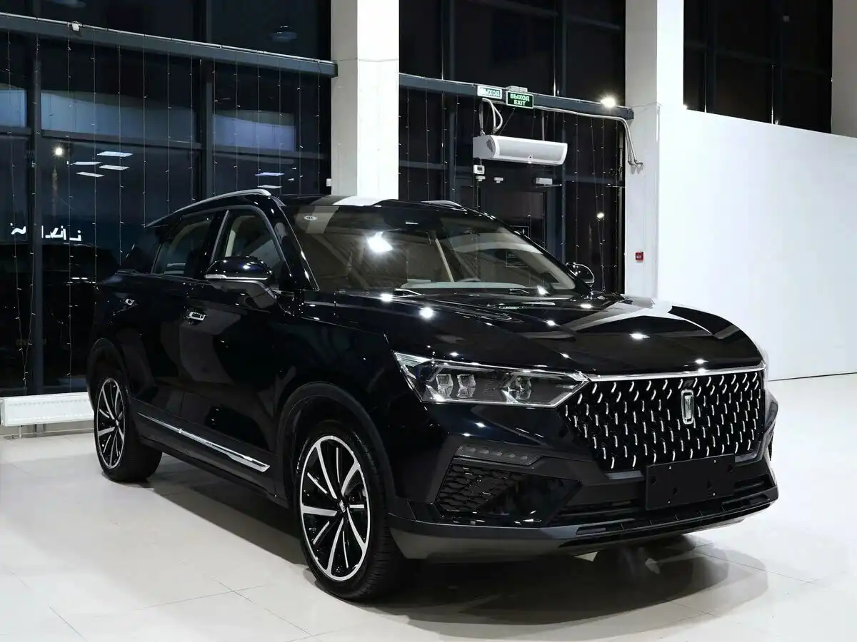 Новогодняя распродажа автомобилей BESTUNE до 31 декабря