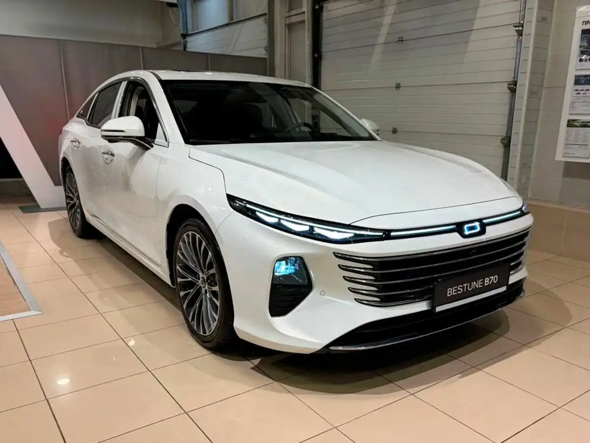 Новогодняя распродажа автомобилей BESTUNE до 31 декабря