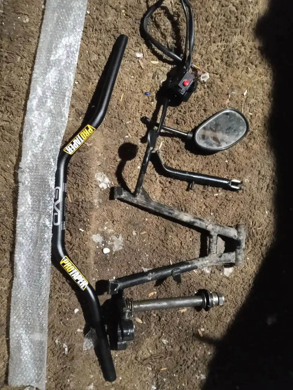 Продам мотоциклетный руль и резину