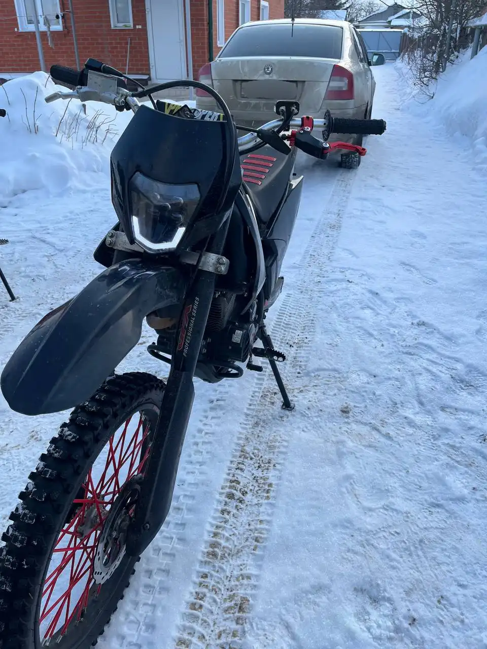 Продам мотоцикл Motoland XR 250 lite (172FMM)