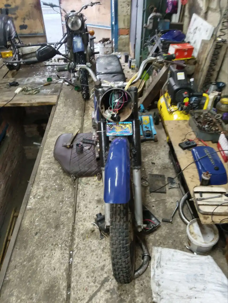 Продам мотоцикл без искры, комплектный