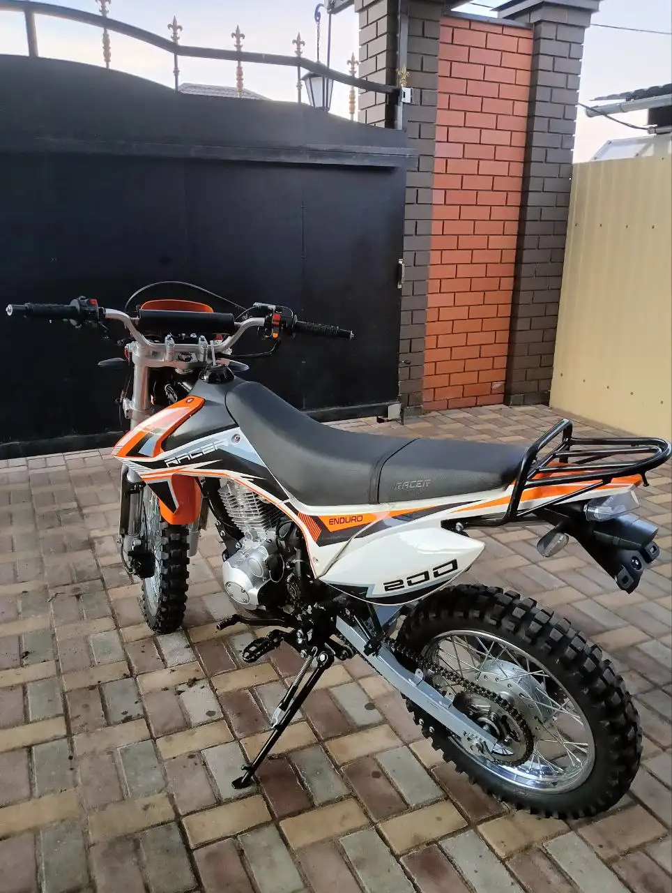 Продажа мотоцикла Racer Enduro 200 - Мотоциклы (Авто) в Саранск