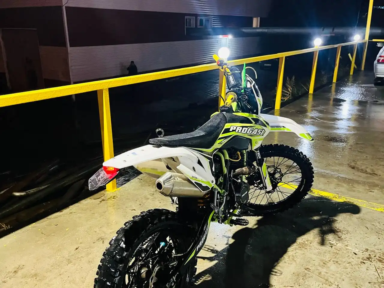 Мотоцикл в идеальном техническом состоянии - Мотоциклы (Авто) в Саранск