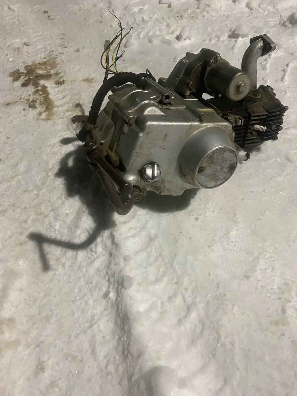 Продажа мотора 110 кубов с новой поршневой и коробкой переборки - Мотоциклетные запчасти (Запчасти) в Саранск