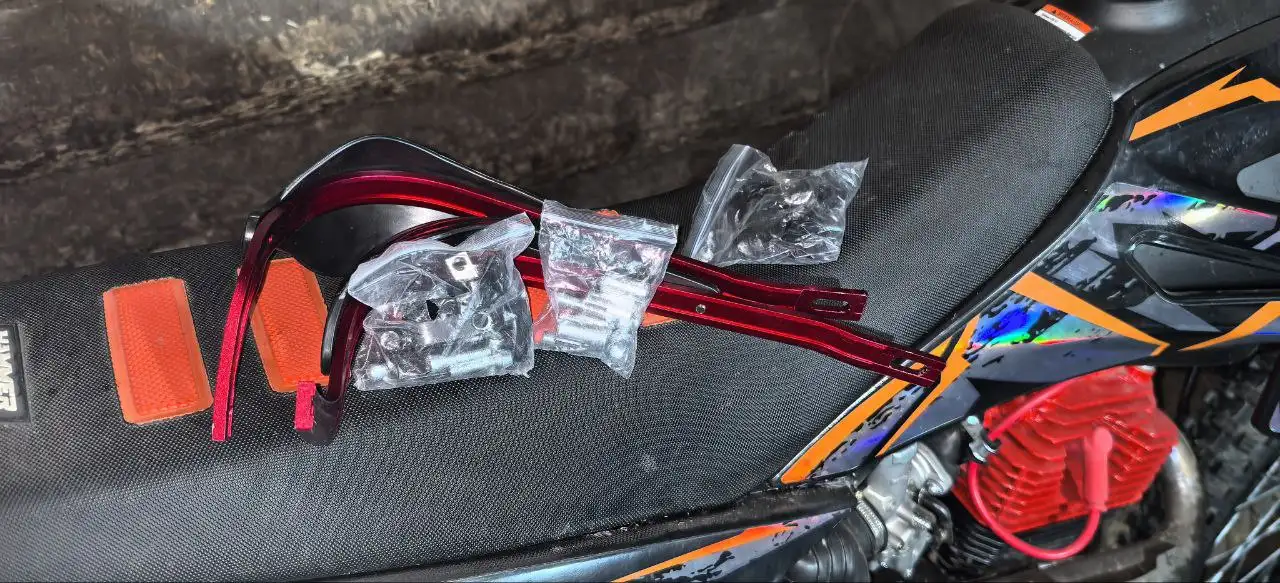 Продам защиту рук на эндуро - Мотоэкипировка (Хобби и отдых) в Саранск