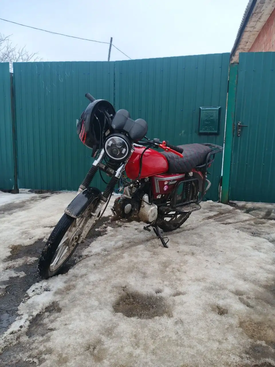 Продам мопед Альфа с новыми запчастями - Мотоциклы (Авто) в Саранск