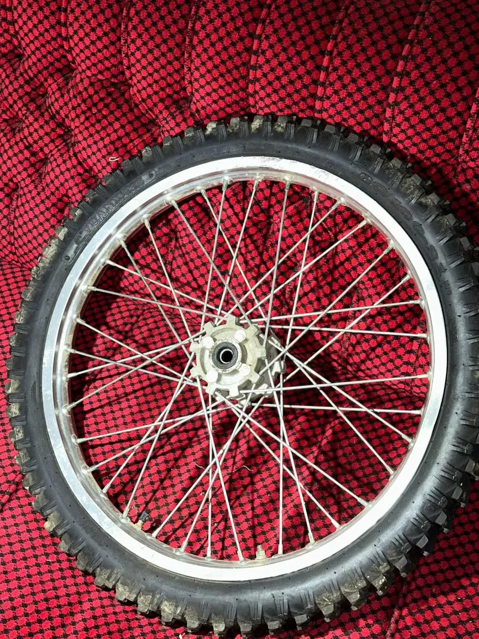 Переднее колесо R21 с диском и шиной - Колеса и диски (Запчасти) в Саранск