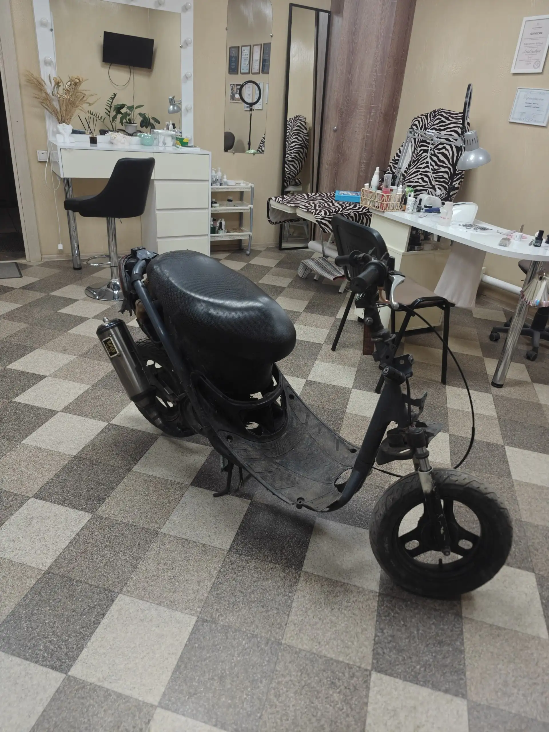 Мотоцикл Dio 34 с тюнинговыми запчастями - Мотоциклы (Авто) в Саранск