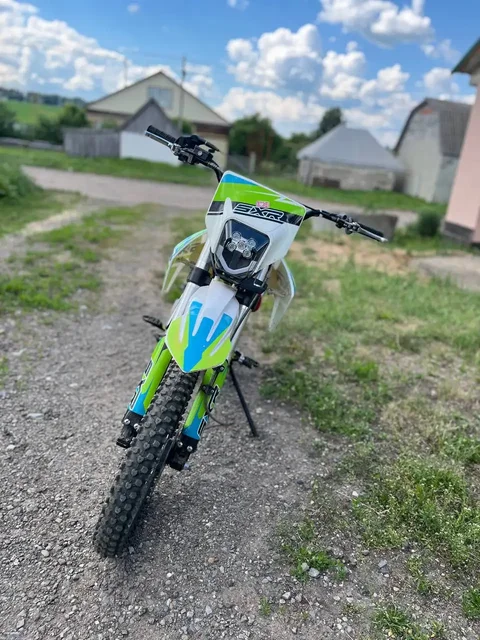 Продам питбайк Racer SXR 125 - Авто в Саранск