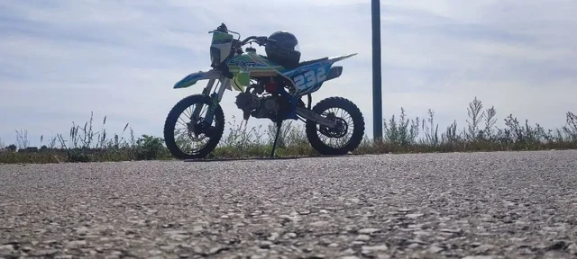 Продам питбайк Racer SXR 125 - Автозвук в Неизвестно