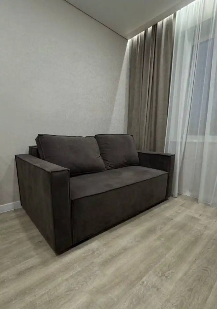 Диван б/у 6 месяцев