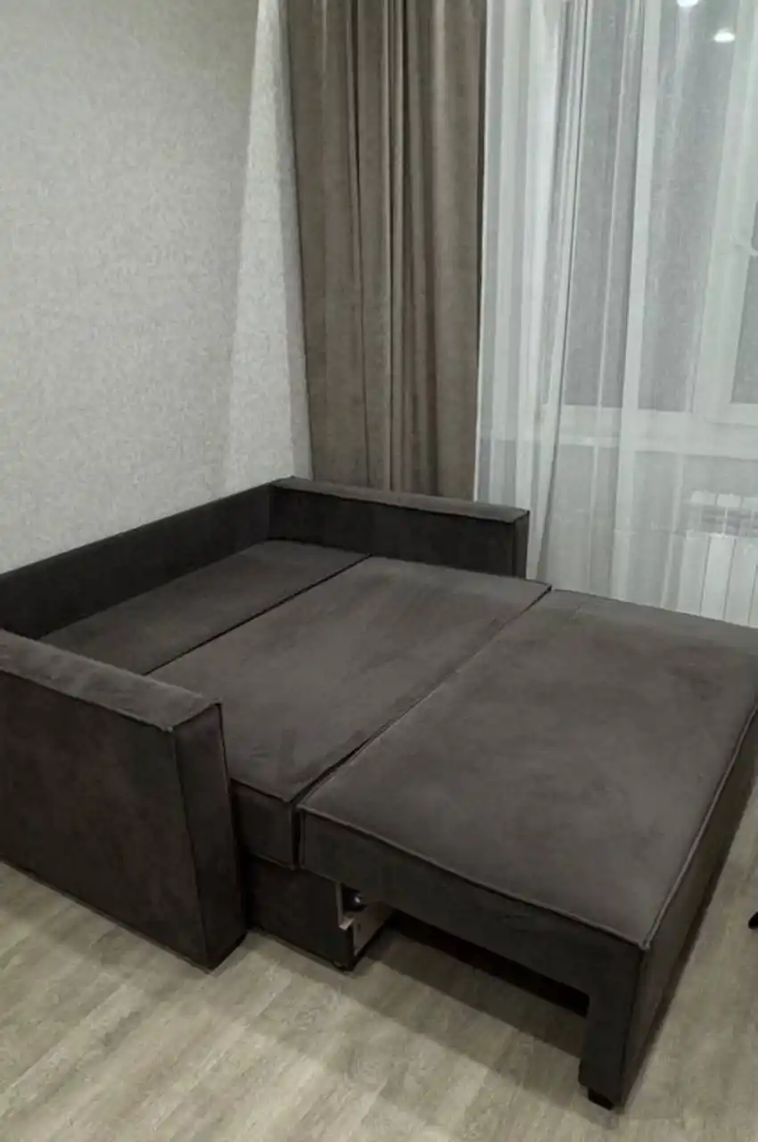 Диван б/у 6 месяцев