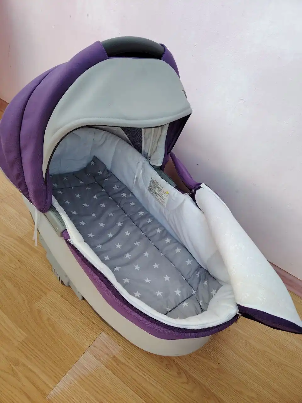 Продам коляску 3 в 1 Verdi Vango