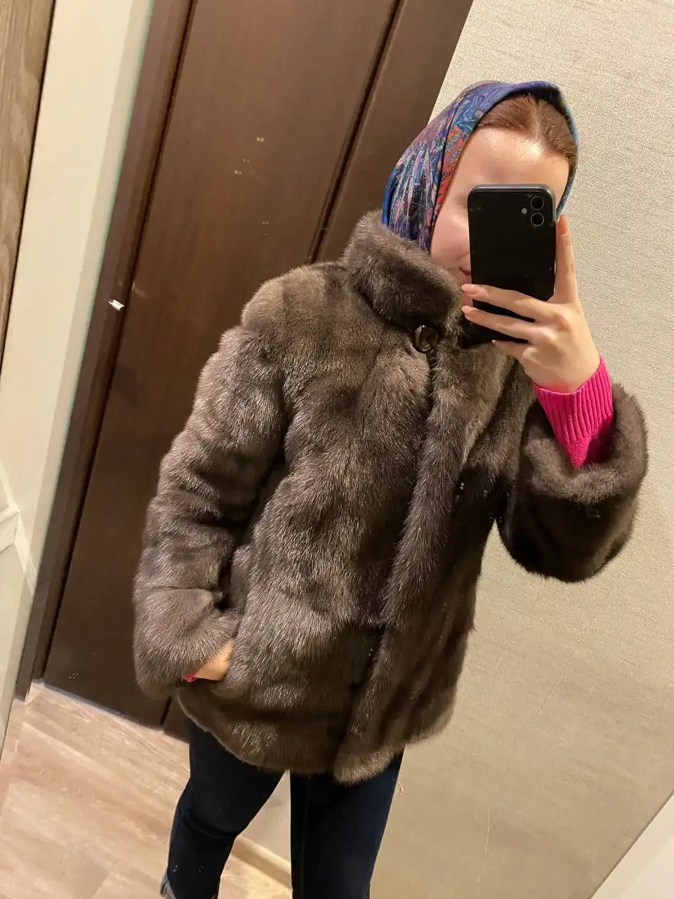 Продам шубу норковую