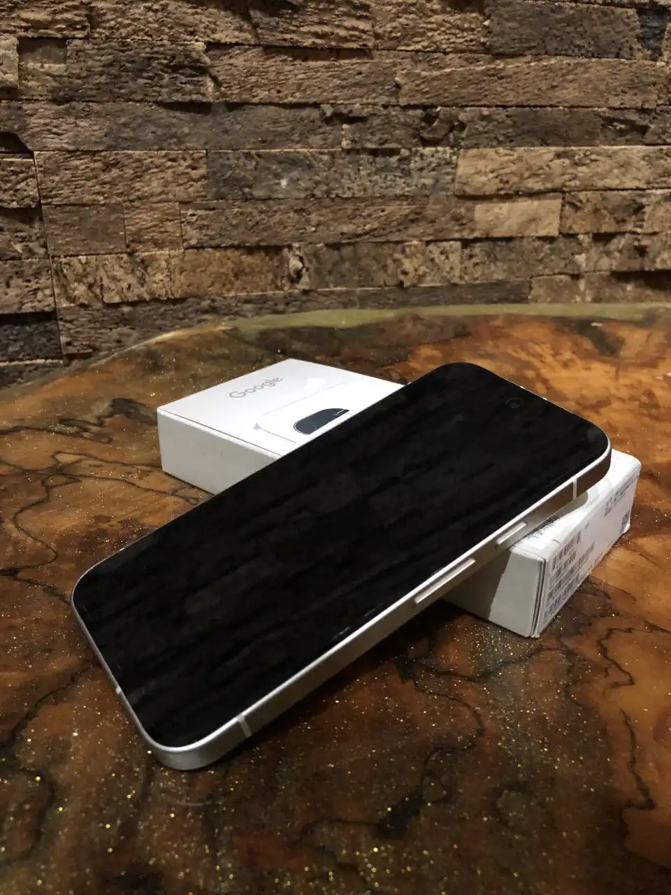 Продам Google Pixel 9a 8/128 GB