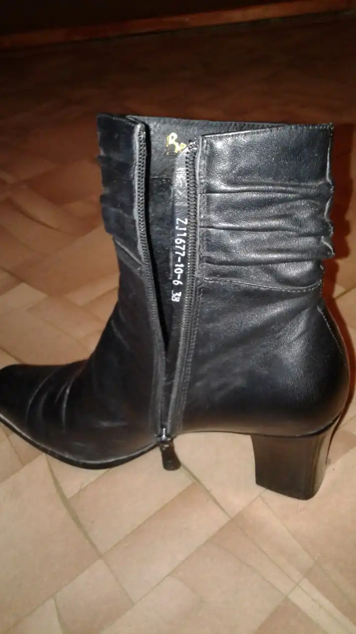 Женские кожаные демисезонные ботинки на каблуке Вестфалика 38 размер