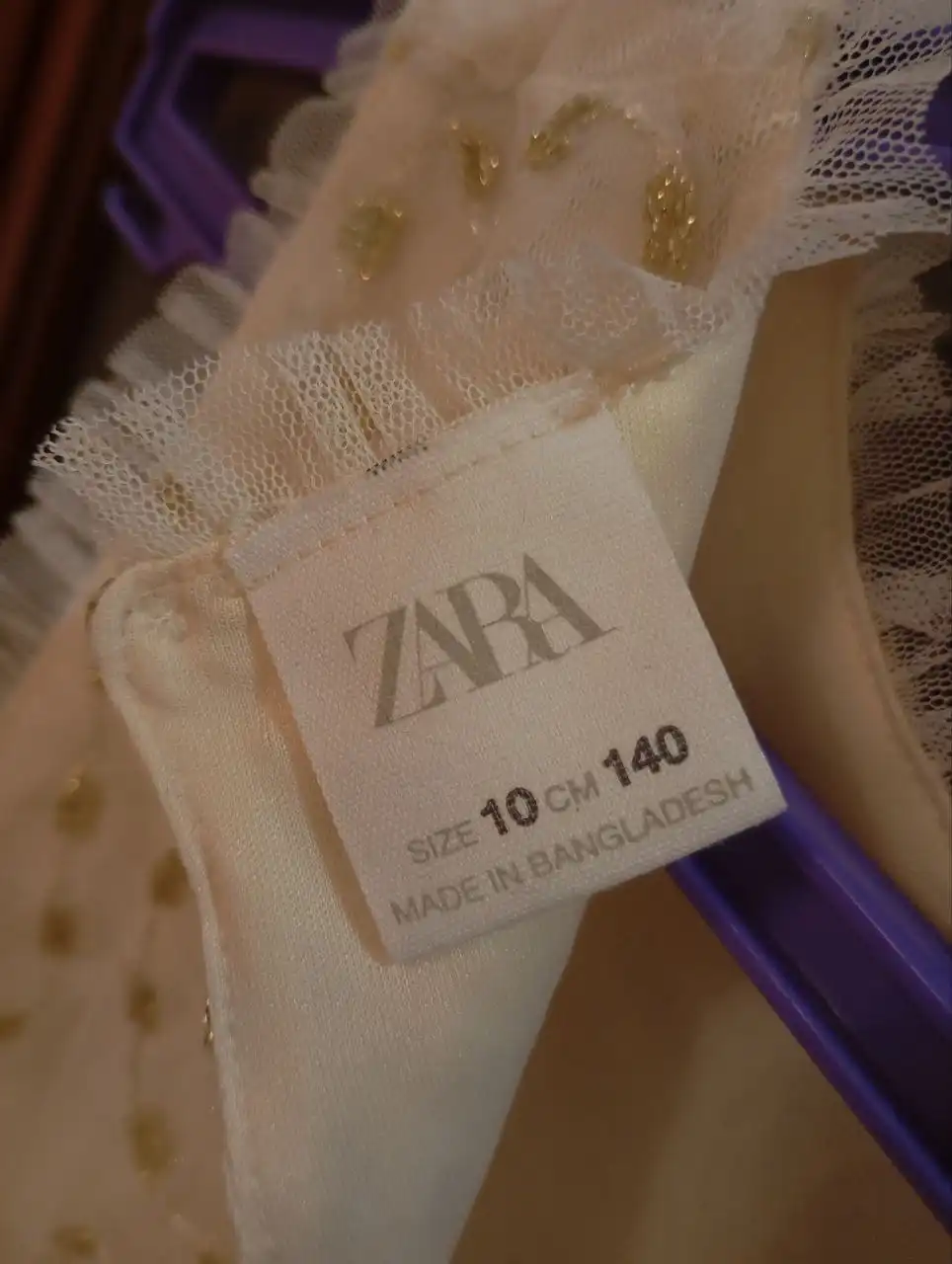 Платье Zara для девочки 140р