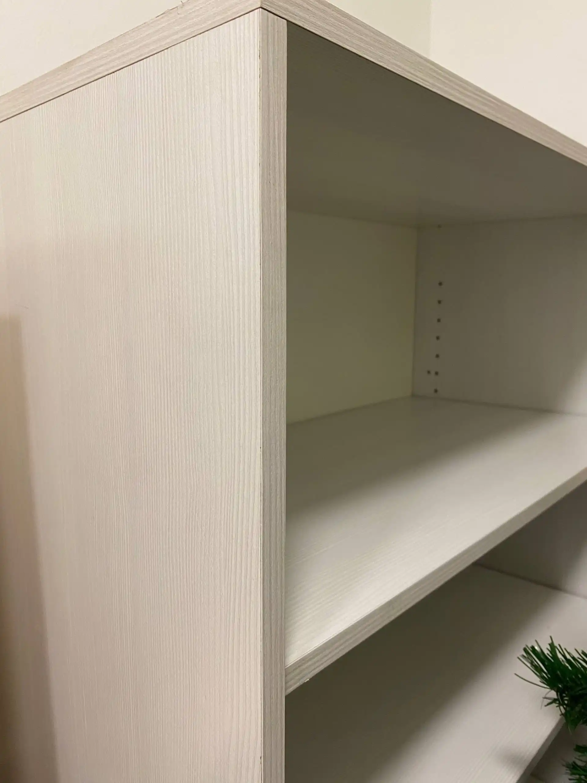 Письменный стол с тумбой и стеллажом б/у