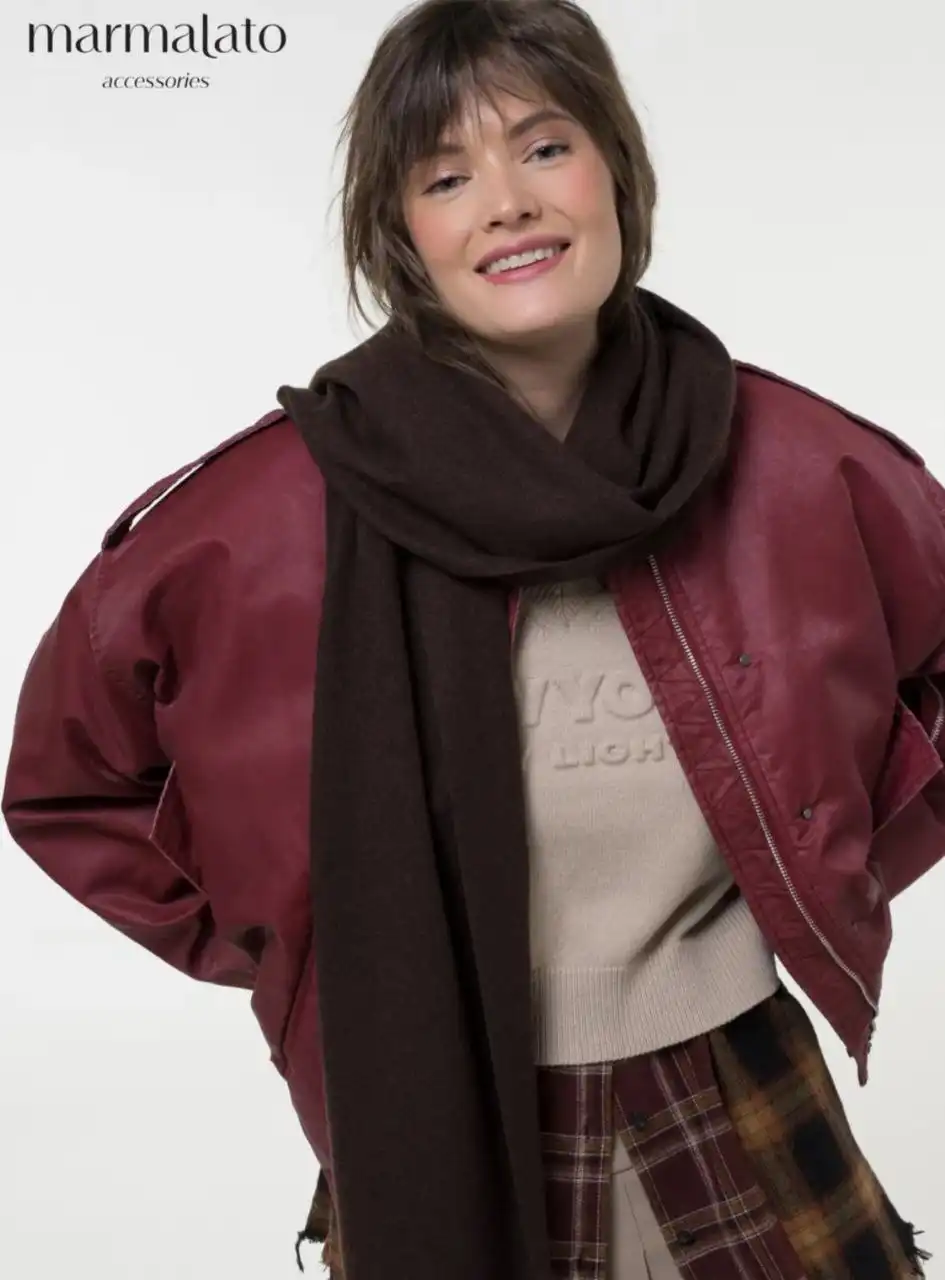 Палантин шоколадного цвета с вискозой