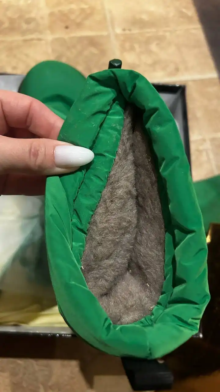 Продам дутики новые, размер 38