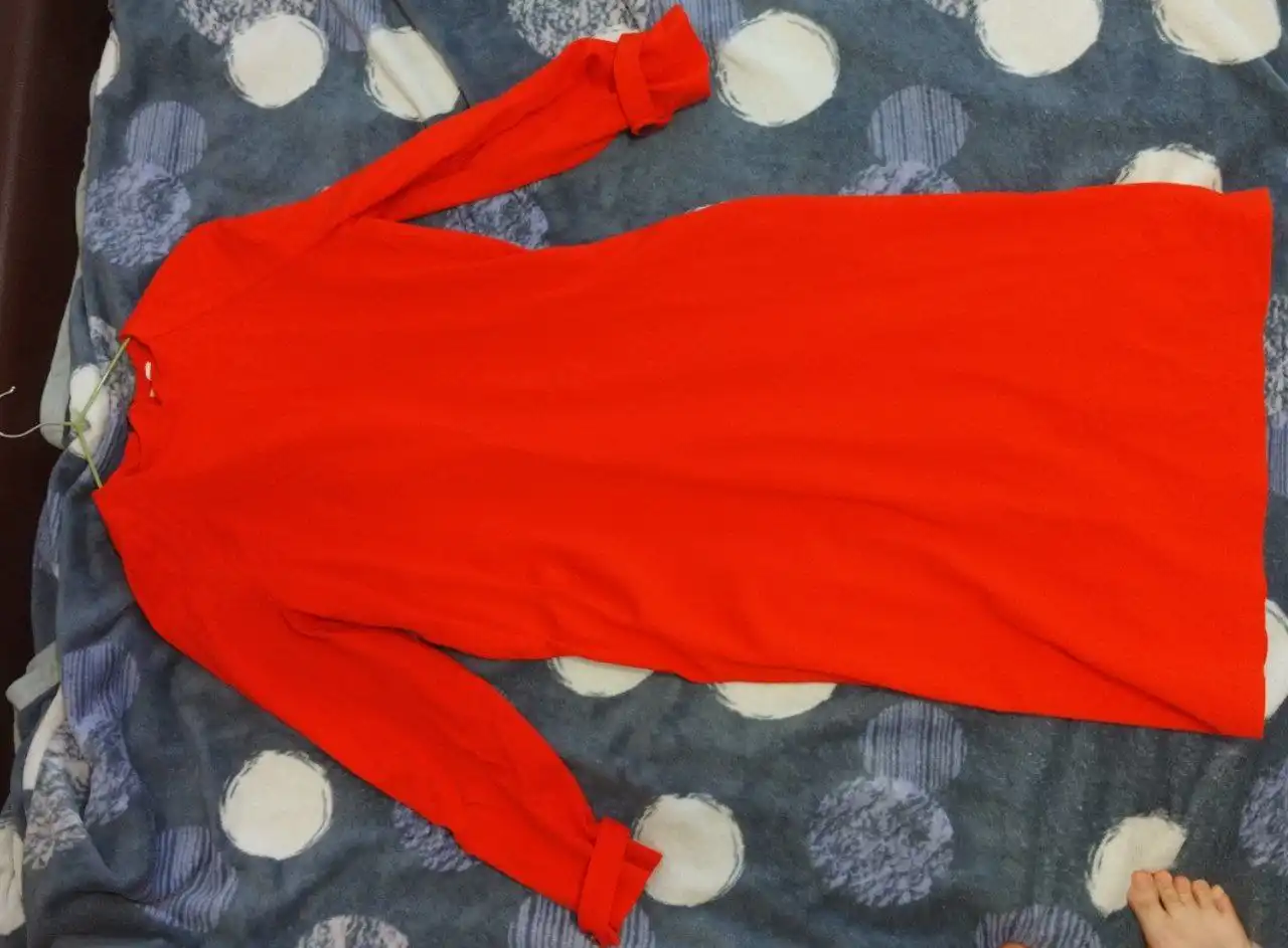 Продажа черных туфель на каблуке и балеток