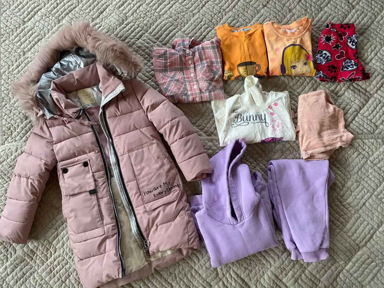 Продам пакет вещей для девочки