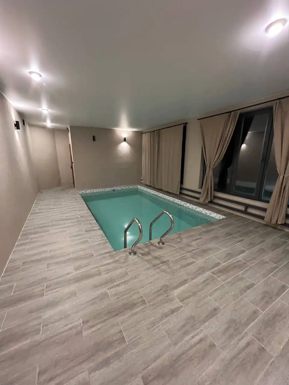 Сдается в аренду домик с бассейном и сауной