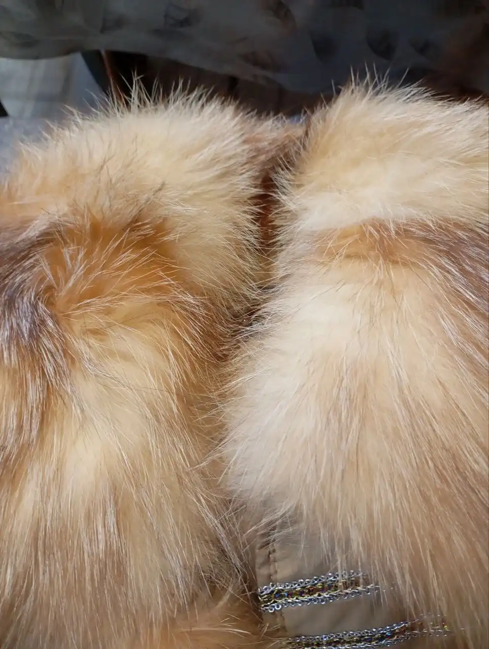 Зимнее пальто Engoide 50-52 рр с натуральным мехом енота - Верхняя одежда (Одежда) в Томск