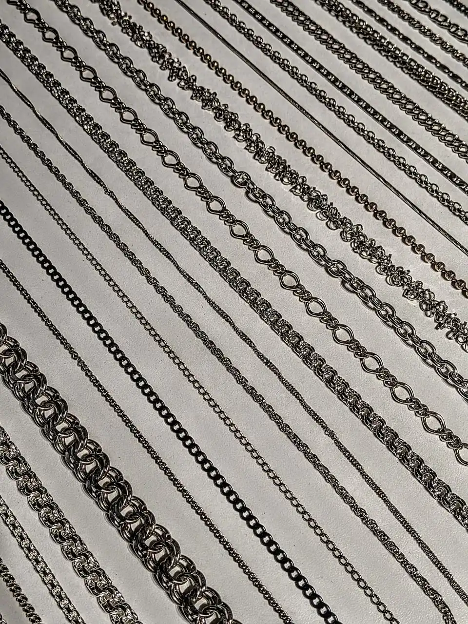 Продажа серебряных цепей и крестов 925 пробы - Ювелирные изделия (Барахолка) в Томск