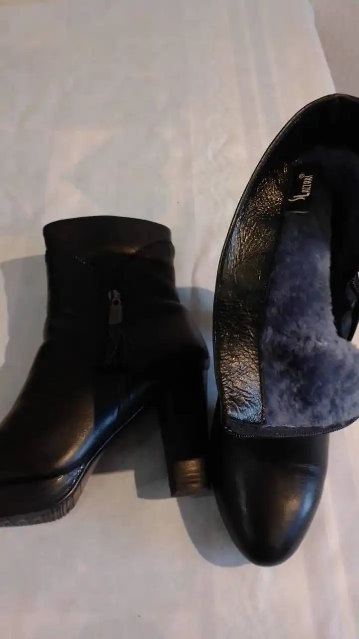 Продам зимние полусапожки из натуральной кожи и меха - Обувь (Одежда) в Томск