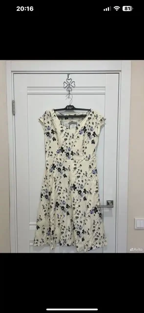 Продажа платьев размеры 46-48 - частное объявление в Томск