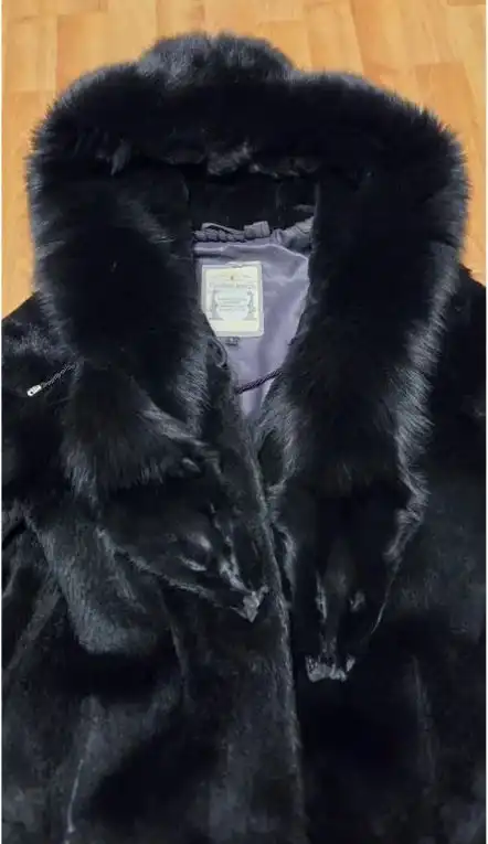 Продам шубку, размер 44 - Верхняя одежда (Одежда) в Томск