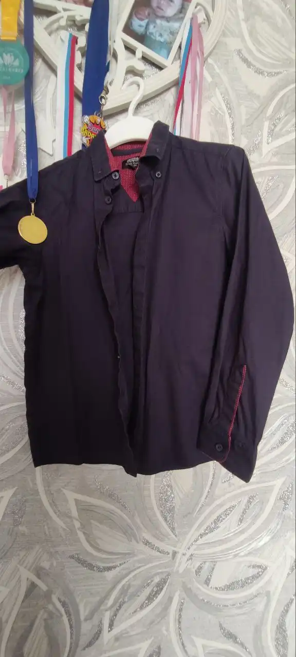 Продажа рубашек для детей 8-9 лет - Детская одежда (Одежда) в Томск