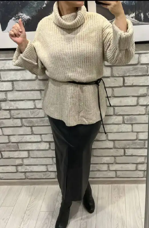 Джемпер, свитер с горлом удлиненный, размер оверсайз - Верхняя одежда (Одежда) в Томск