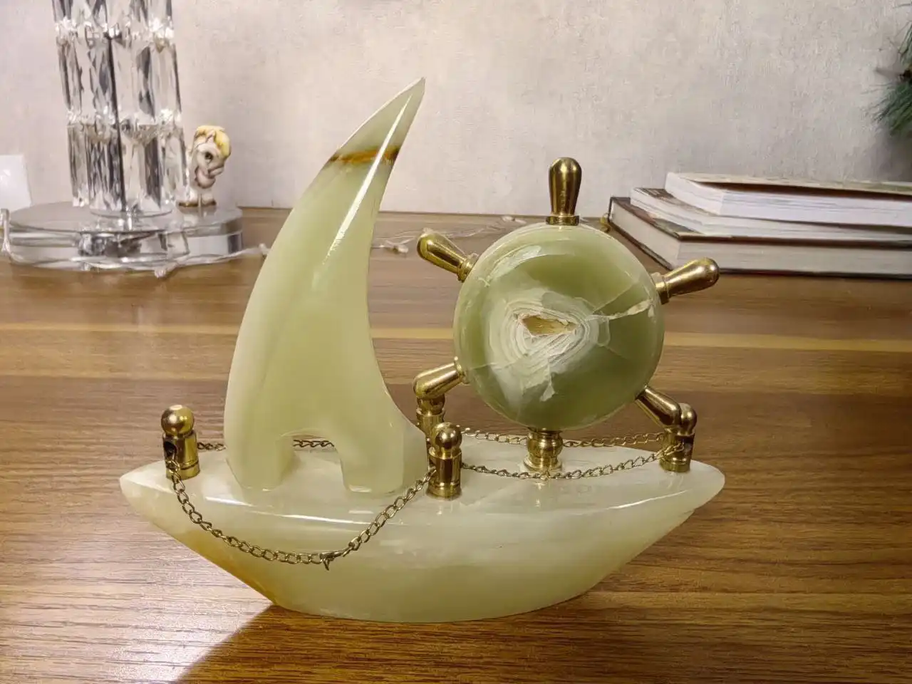 Часы из оникса Парусник из камня - Часы (Барахолка) в Томск